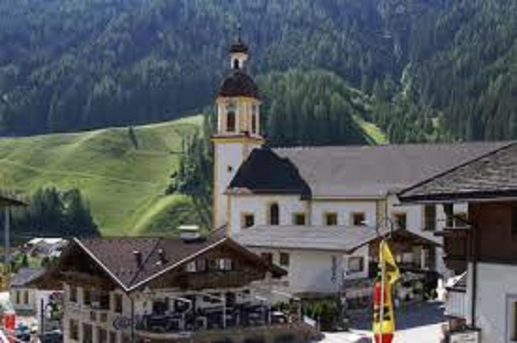 Hotel Hoferwirt Neustift im Stubaital Extérieur photo