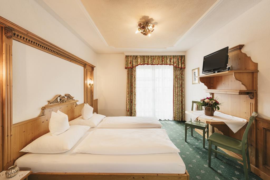 Hotel Hoferwirt Neustift im Stubaital Extérieur photo