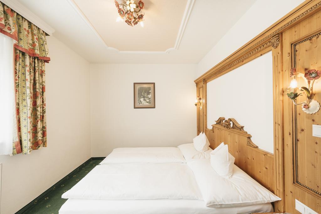 Hotel Hoferwirt Neustift im Stubaital Extérieur photo