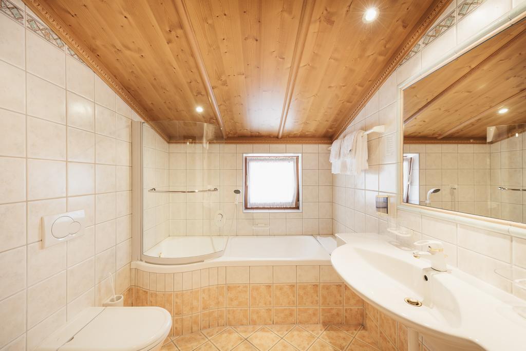 Hotel Hoferwirt Neustift im Stubaital Extérieur photo